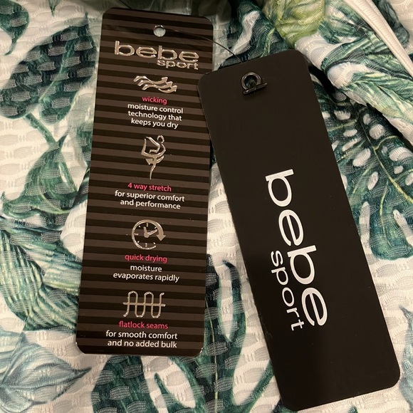 Bebe | Tropical Green Leaf Print Shorts - Picture 10 of 10